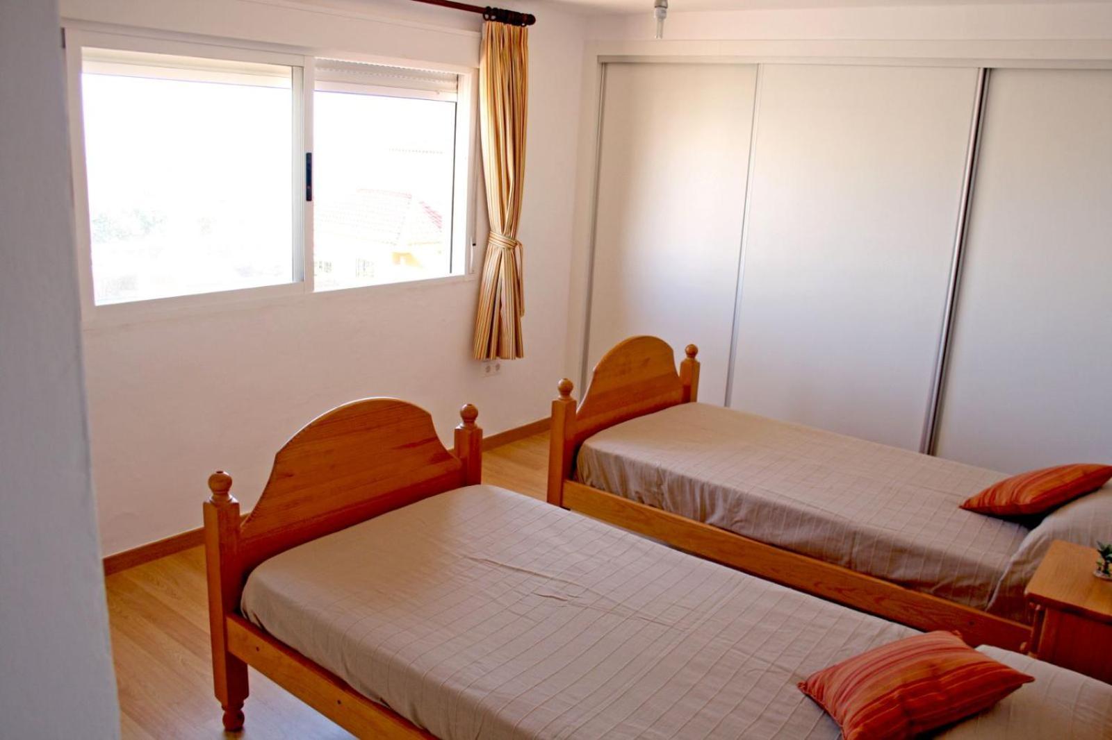 Bungalow Con Piscina 28 Гран Алакант Екстериор снимка